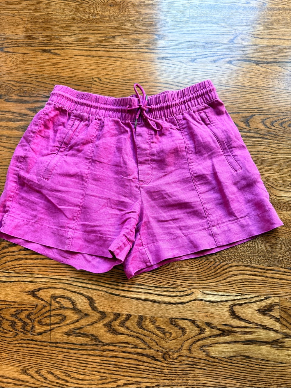 Athleta Fuchsia Linen shorts .Elastic waistband Tie waist.Zip pockets. EUC S - Picture 3 of 8